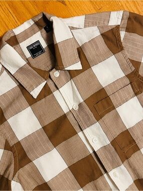 Todd Snyder Cotton Check Camp Collar
Short Sleeve Shirt Size Small in Brown